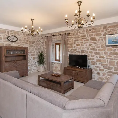 Mirce - Villa